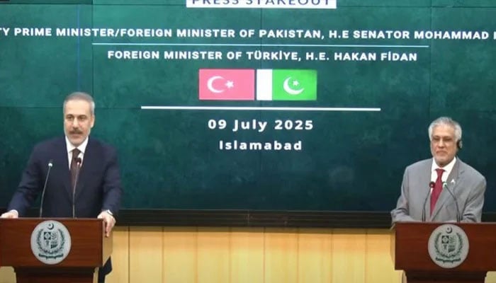Turkish Foreign Minister Hakan Fidan (left) holds a press conference with Deputy Prime Minister/Foreign Minister Ishaq Dar in Islamabad on July 9, 2025. — Screengrab via Geo news